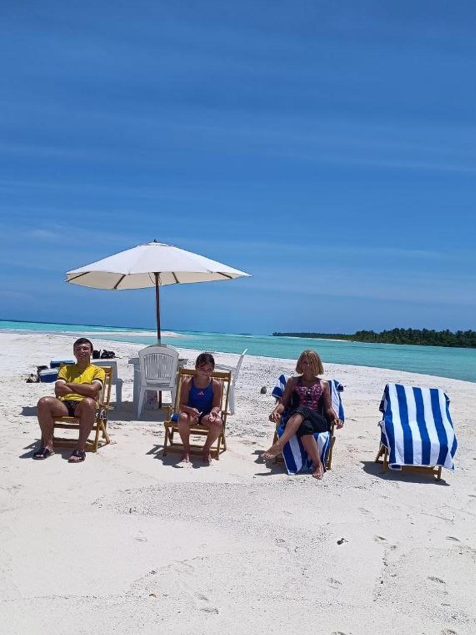 Rindali - The Speedboat From Male To The Hotel Departs At 1130 Every Monday Thursday And Saturday And From The Hotel To Male At 0630 And Five Domestic Flights Are Available Every Day Олувели - Атолл Даалу Экстерьер фото